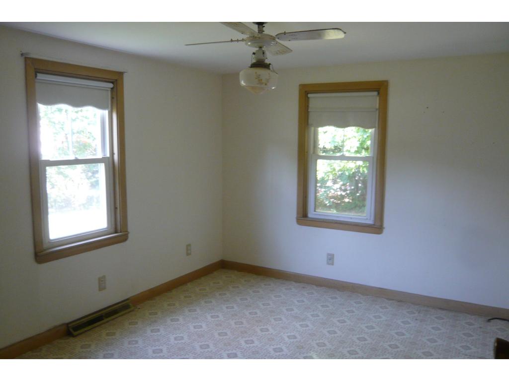 23 1/2 New Rochester Road Dover, NH 03820 - Photo 3 of 7