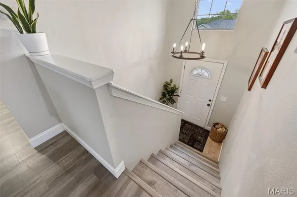 $290,000 | 105 Sandstone Drive, St. Robert, MO 65584