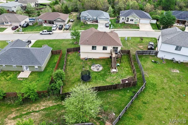 $290,000 | 105 Sandstone Drive, St. Robert, MO 65584