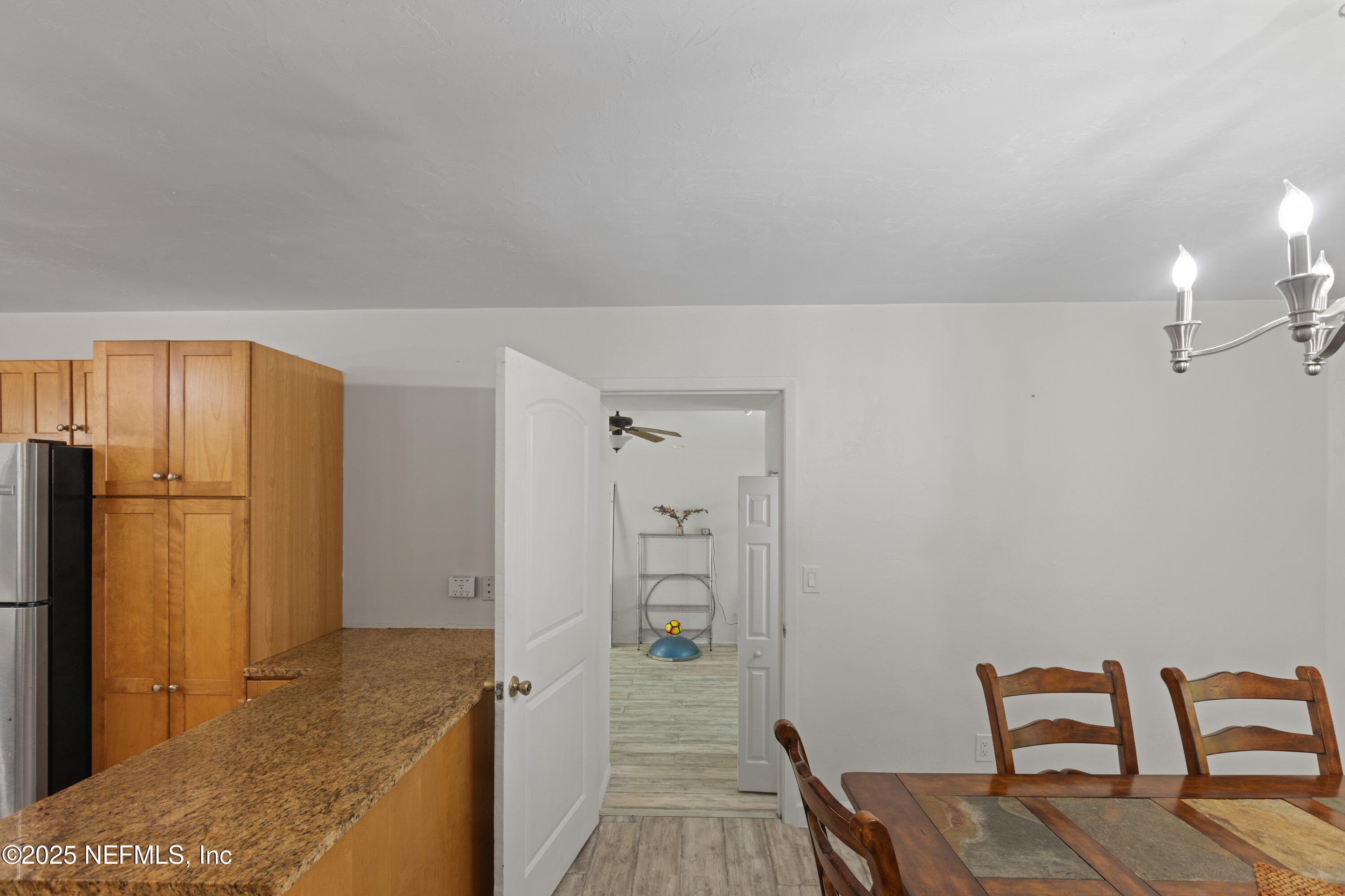 303 Southeast 3rd Avenue Melrose, FL 32666 - Photo 19 of 90 Dining Area