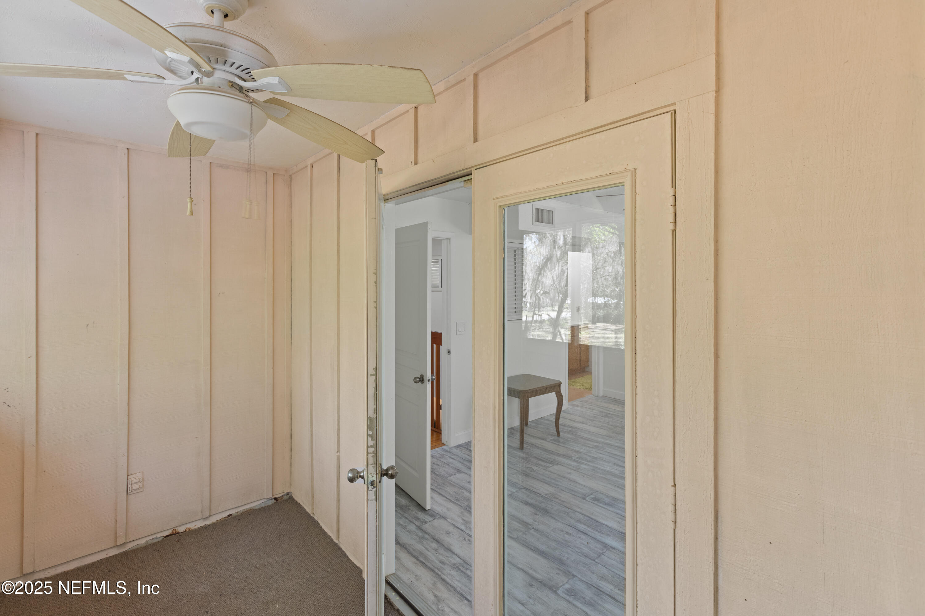 303 Southeast 3rd Avenue Melrose, FL 32666 - Photo 33 of 90 Bedroom 2 Screened Balcony