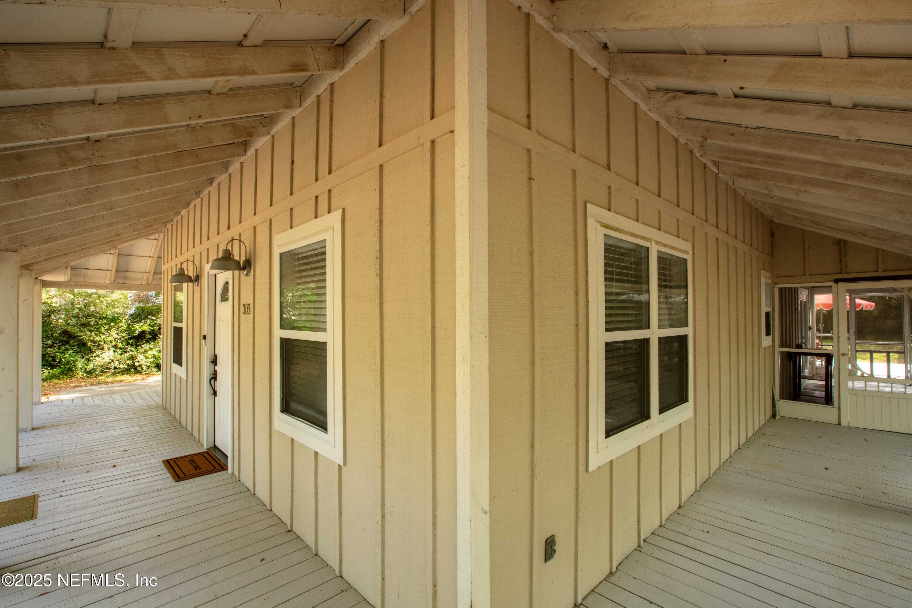 303 Southeast 3rd Avenue Melrose, FL 32666 - Photo 74 of 90 Covered Deck