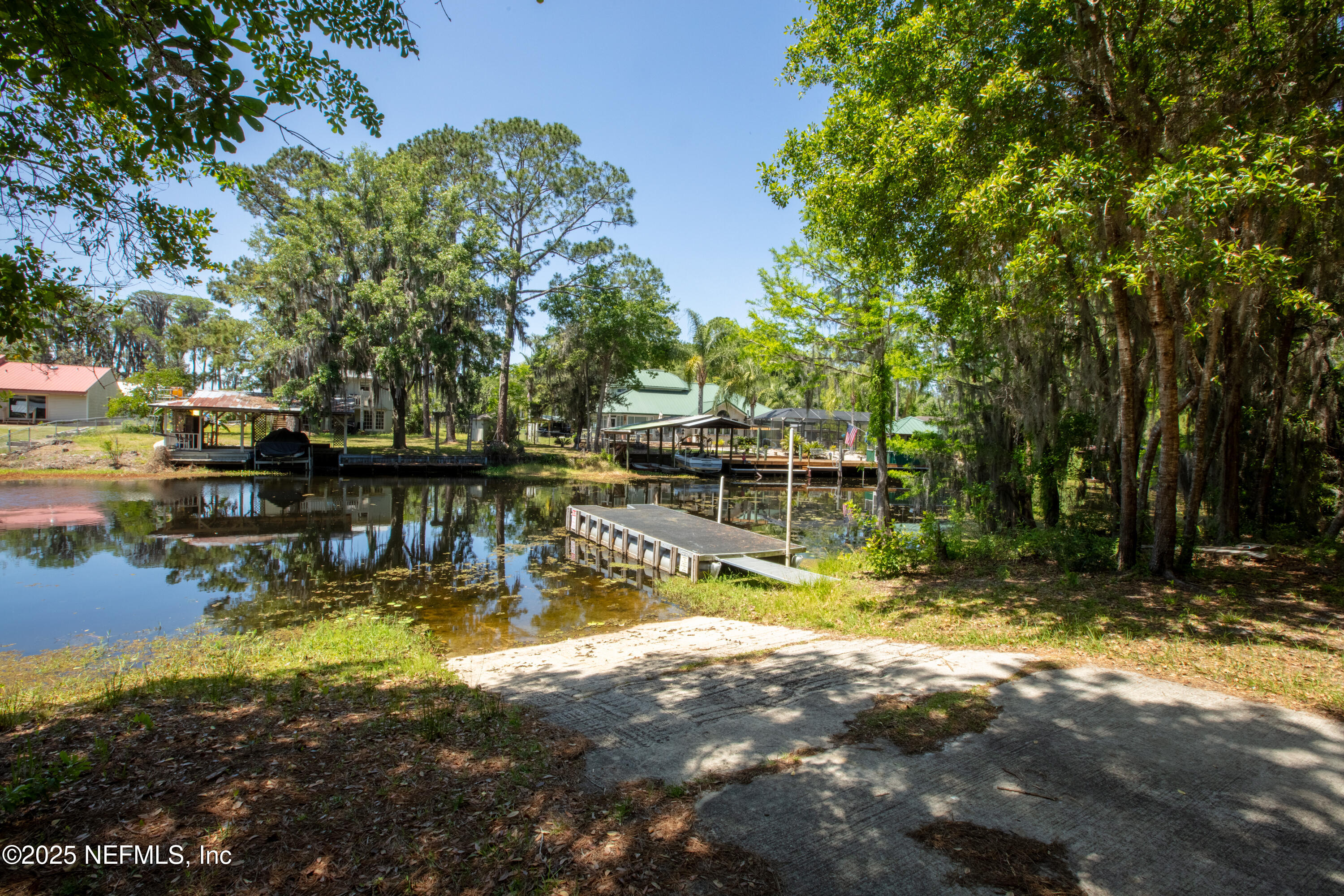303 Southeast 3rd Avenue Melrose, FL 32666 - Photo 83 of 90 Neighborhood Boat RampRA-7