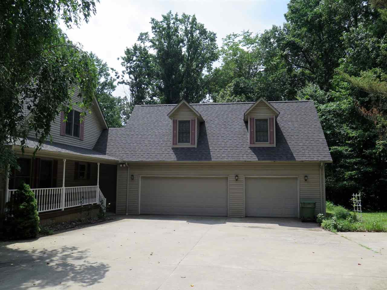 5664 Nehrt Road Bloomington, IN 47408 - Photo 3 of 33