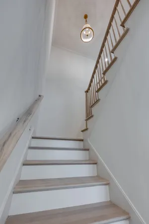 $2,275,000 | 811 Neartop Drive, Nashville, TN 37205
