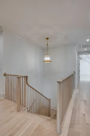 $2,275,000 | 811 Neartop Drive, Nashville, TN 37205