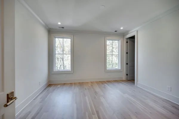 $2,275,000 | 811 Neartop Drive, Nashville, TN 37205