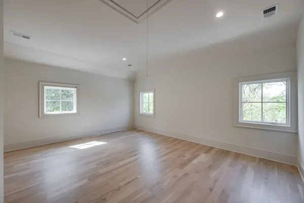 $2,275,000 | 811 Neartop Drive, Nashville, TN 37205