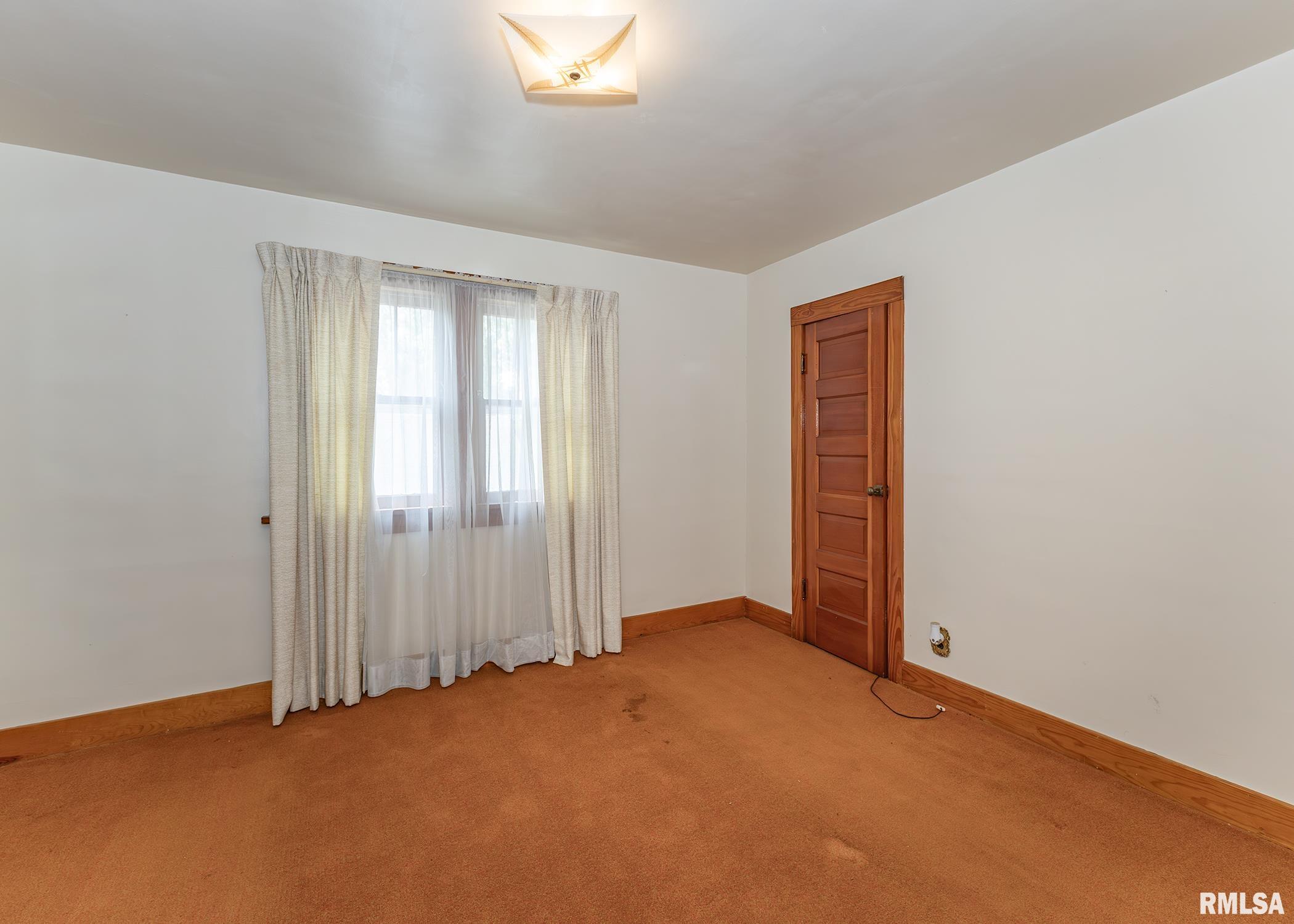 304 South 5th Avenue New Windsor, IL 61465 - Photo 17 of 29