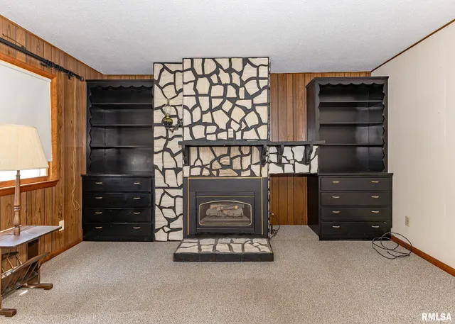 $115,000 | 304 South 5th Avenue, New Windsor, IL 61465