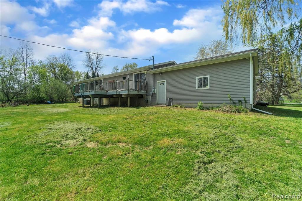 4660 Lansing Road Bancroft, MI 48414 - Photo 36 of 41