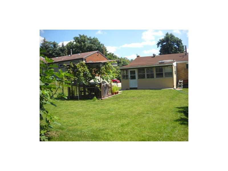 213 Tilford Road Penn Hills, PA 15235 - Photo 20 of 24 Exterior Back.