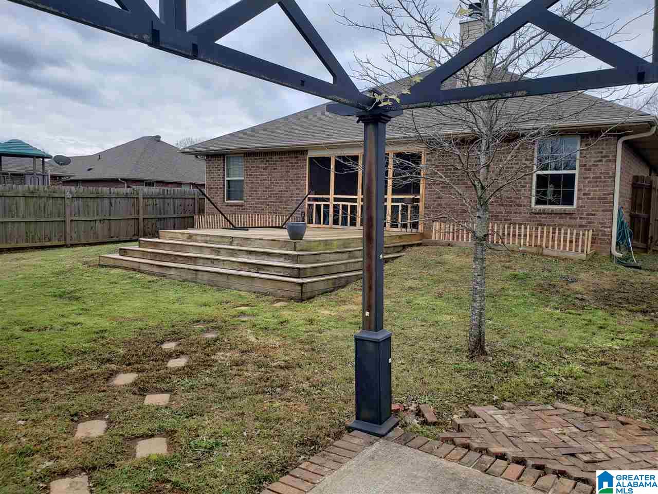 317 Vincent Street Alabaster, AL 35007 - Photo 4 of 37