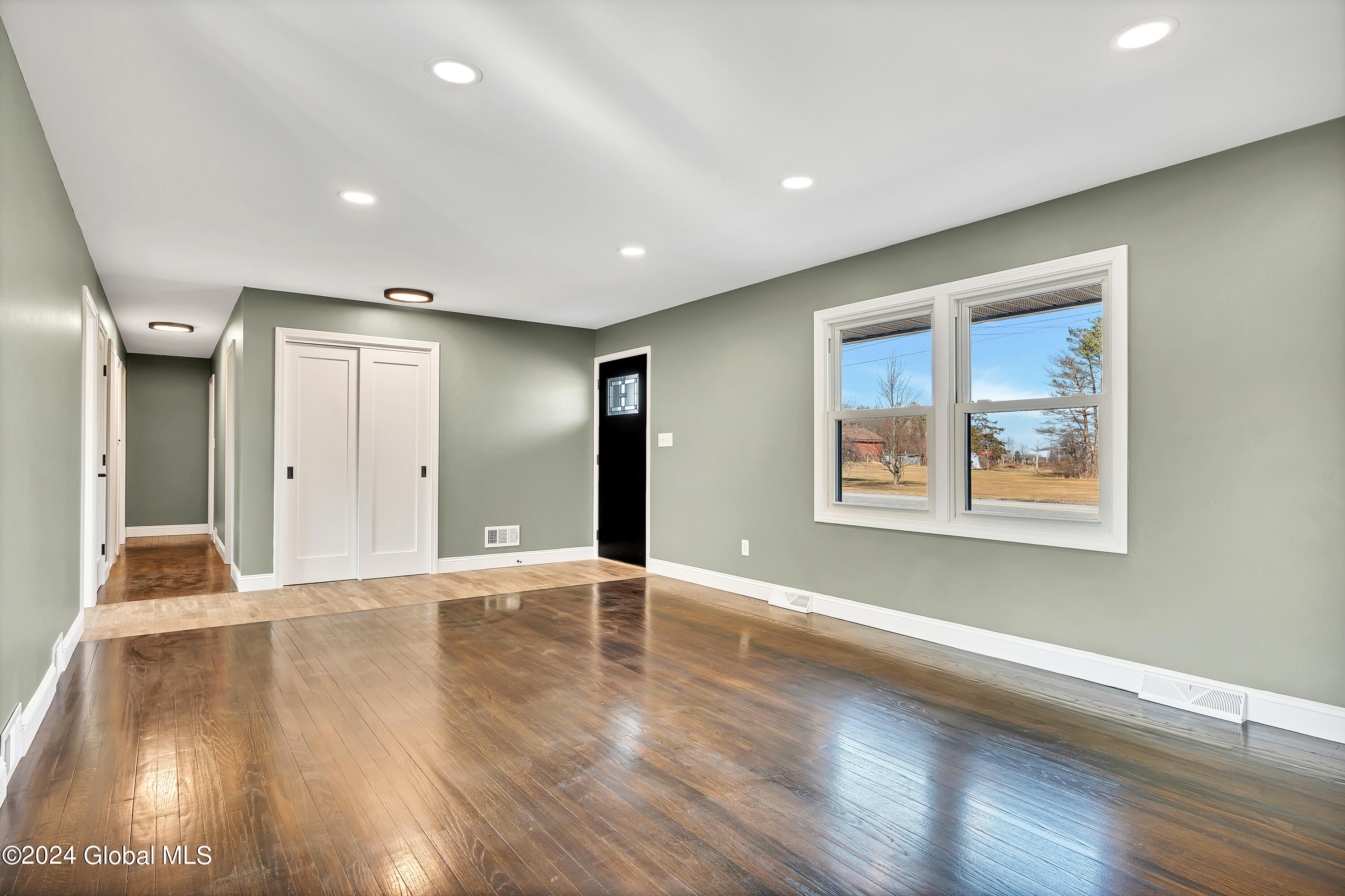 6231 Hawes Road Guilderland, NY 12009 - Photo 3 of 34 P1036873