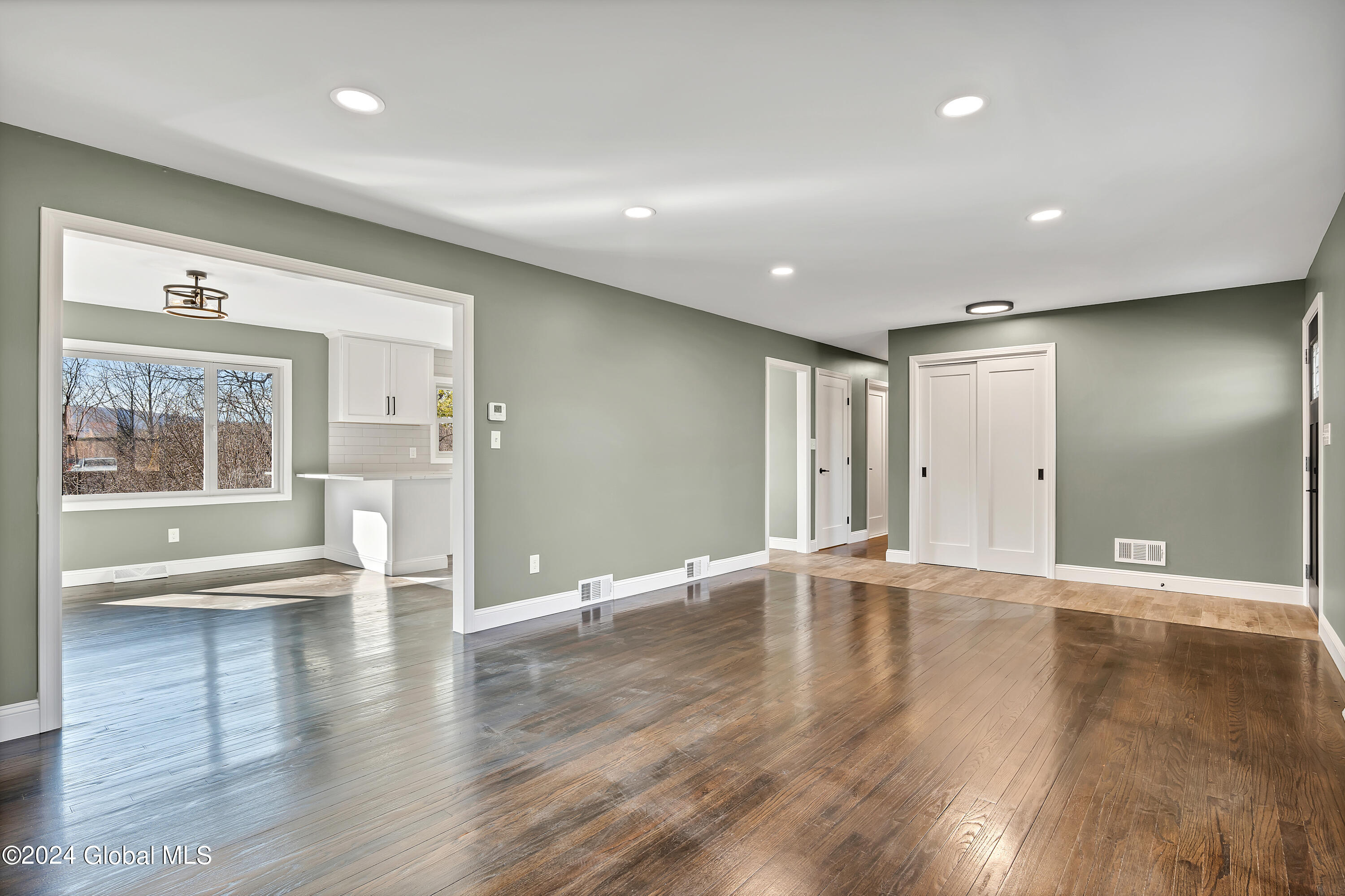 6231 Hawes Road Guilderland, NY 12009 - Photo 4 of 34 P1036836