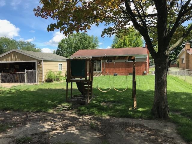 2425 Anderson Road Saginaw, MI 48603 - Photo 31 of 37