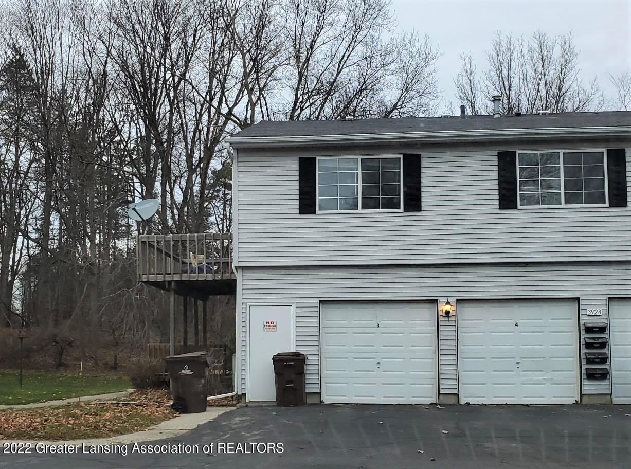 3928 Hunters Ridge Drive, Unit 3 Lansing, MI 48911 - Photo 1 of 16 20221214_154953