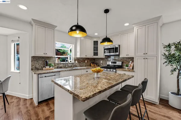$1,599,999 | 3286 Whitesand Court, San Jose, CA 95148