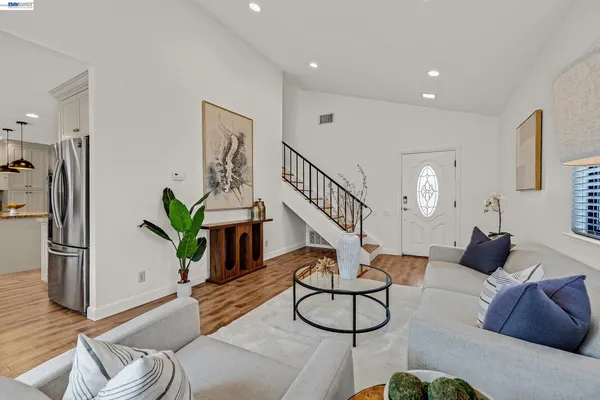 $1,599,999 | 3286 Whitesand Court, San Jose, CA 95148