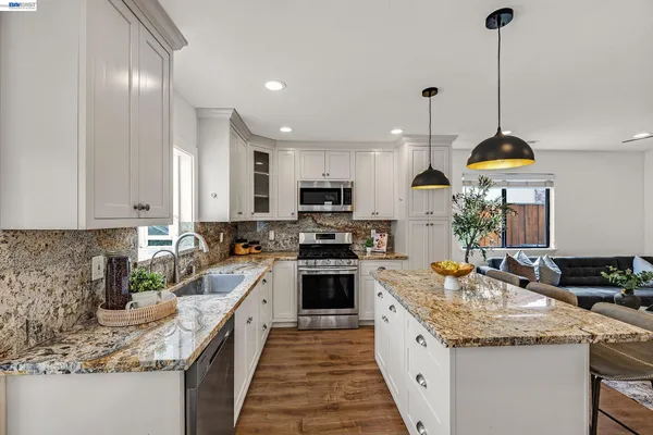 $1,599,999 | 3286 Whitesand Court, San Jose, CA 95148