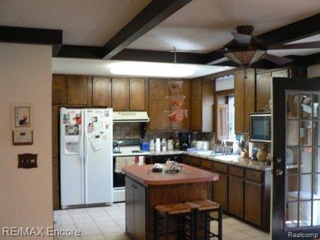 4402 Grange Hall Road Holly, MI 48442 - Photo 9 of 25 Kitchen