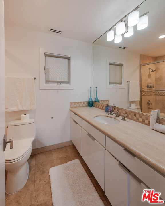 6419 Ocean Front Walk Playa del Rey, CA 90293 - Photo 24 of 47 Gallery Image 24