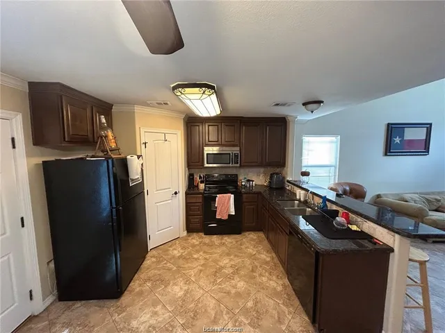 $3,295 | 1714 Boardwalk Court, College Station, TX 77840