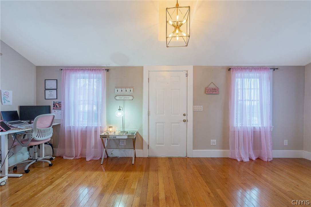 221 Reed Avenue Syracuse, NY 13207 - Photo 4 of 41