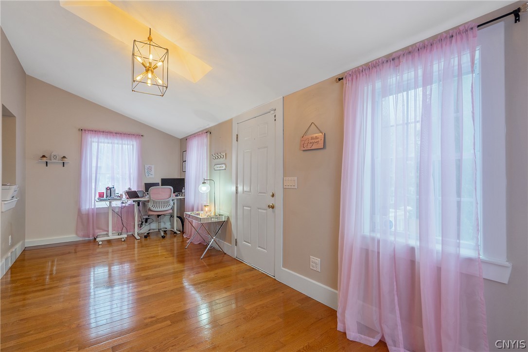 221 Reed Avenue Syracuse, NY 13207 - Photo 6 of 41