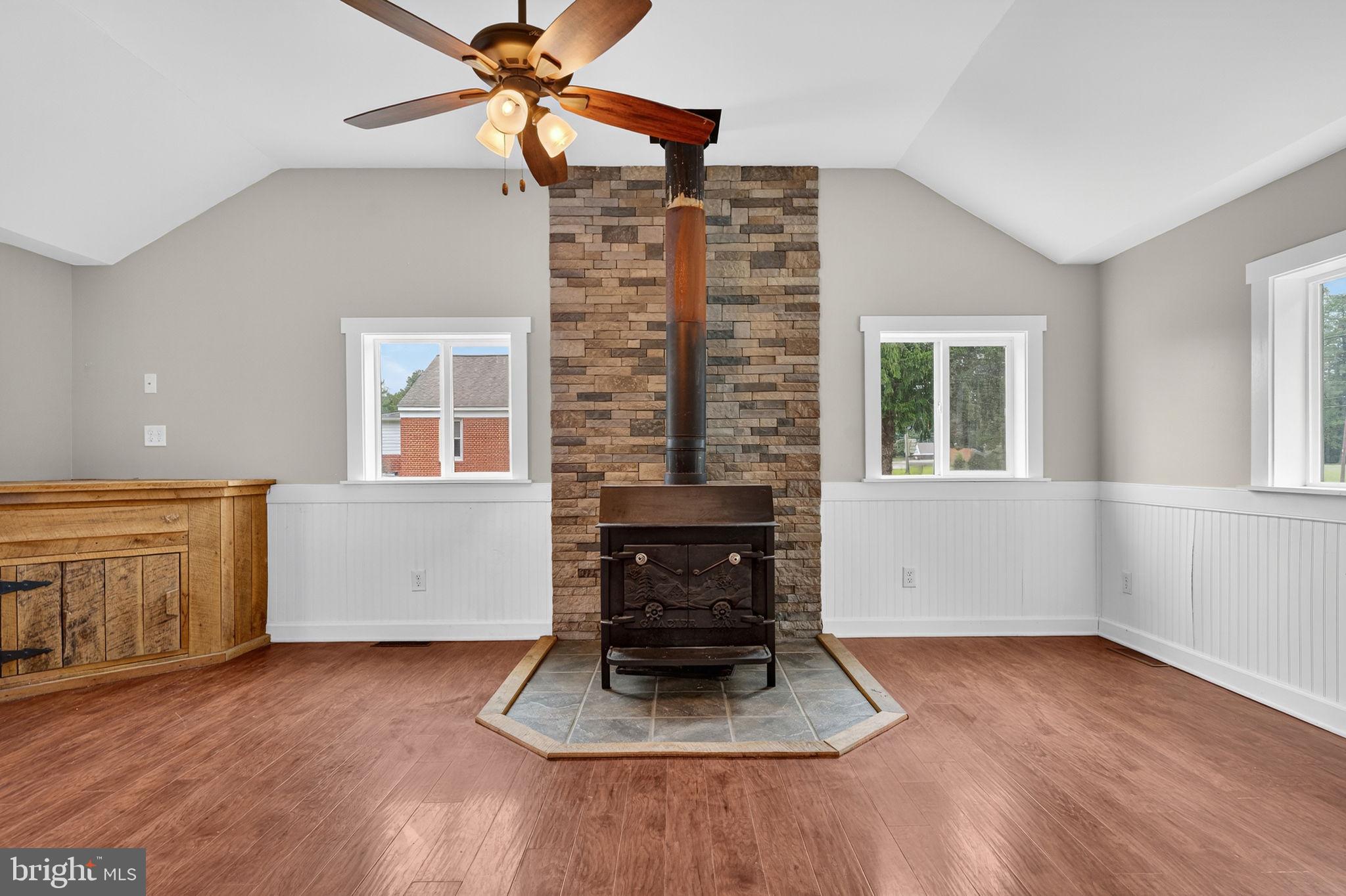 10048 Dahlgren Road King George, VA 22485 - Photo 17 of 51 Gallery Image 17