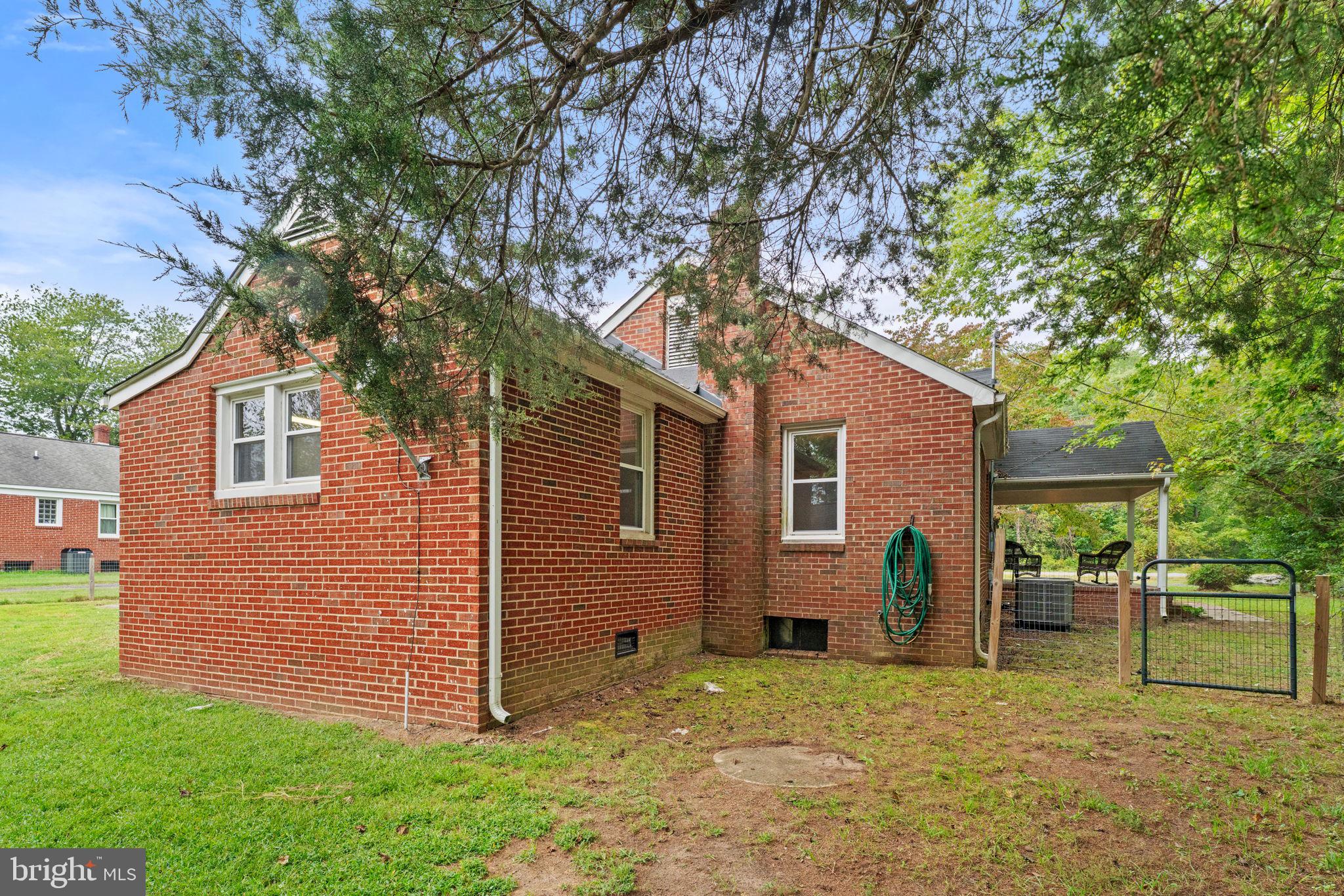 10048 Dahlgren Road King George, VA 22485 - Photo 46 of 51 Side View