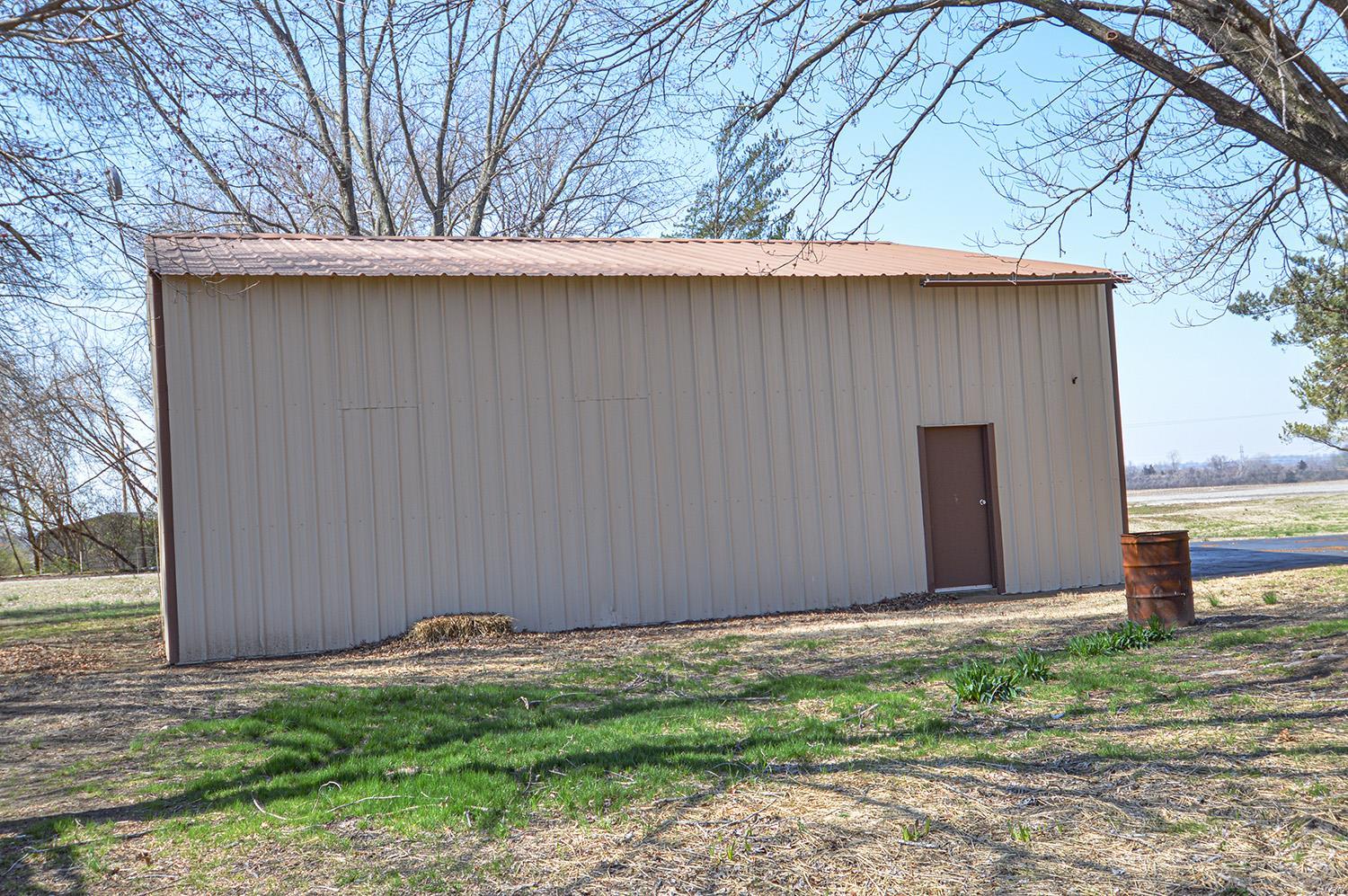 334 BB Road Columbia, IL 62236 - Photo 8 of 35