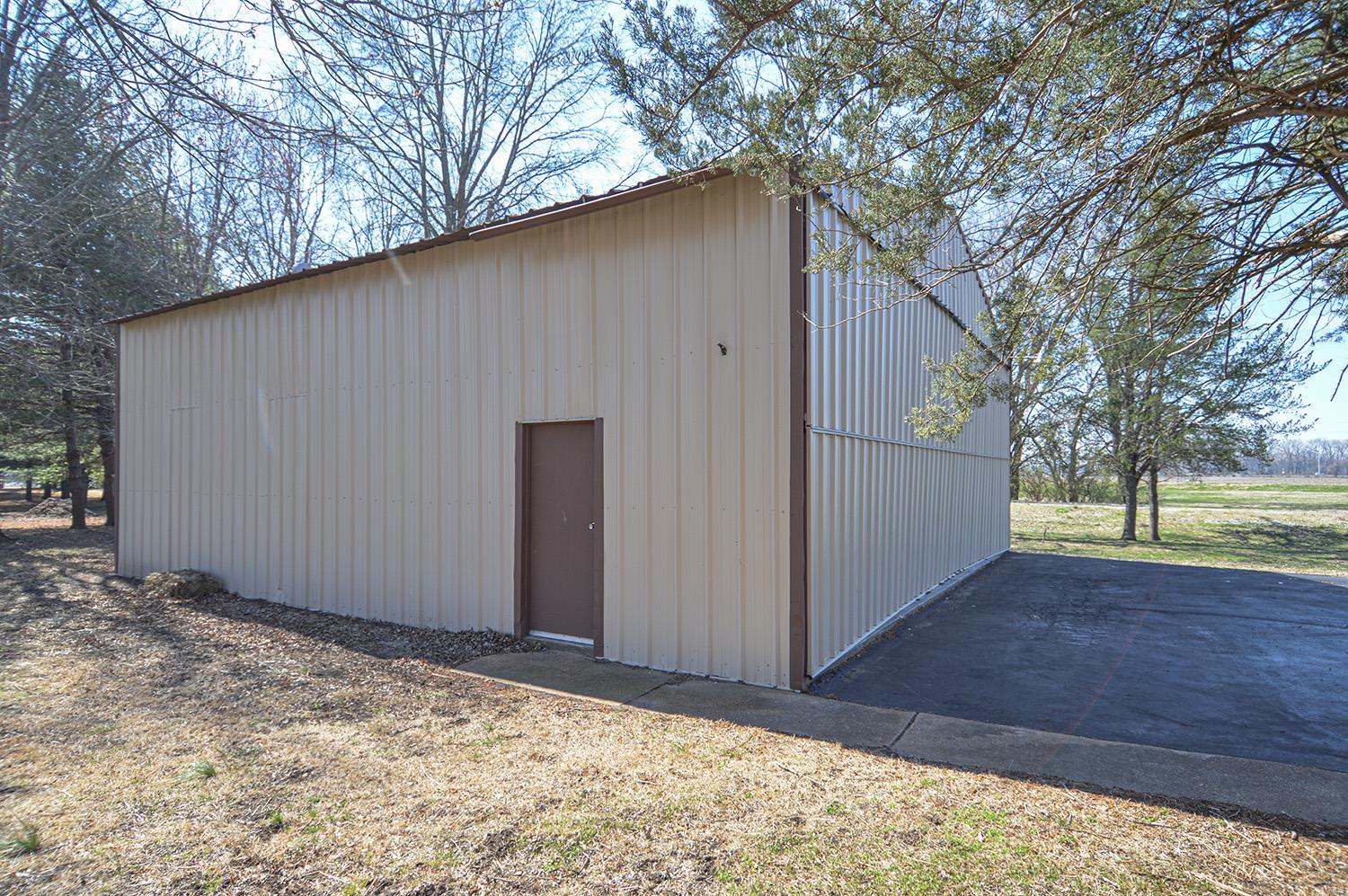 334 BB Road Columbia, IL 62236 - Photo 9 of 35