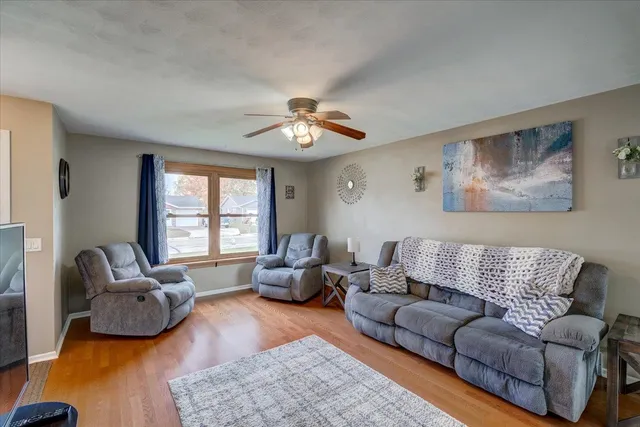 $355,000 | 90 East Countryside Drive, Evansville, WI 53536