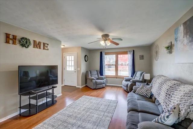 $355,000 | 90 East Countryside Drive, Evansville, WI 53536