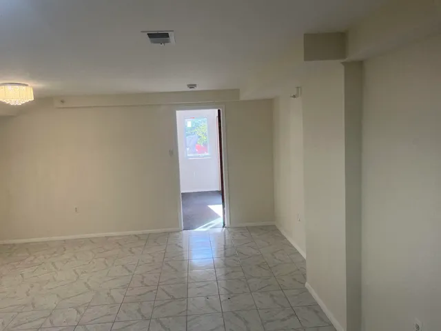 $1,650 | 653 39th Street, Unit 1B, Union City, NJ 07087