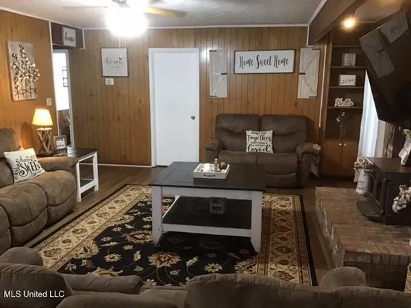 $222,900 | 13538 Highway 501, Forest, MS 39074