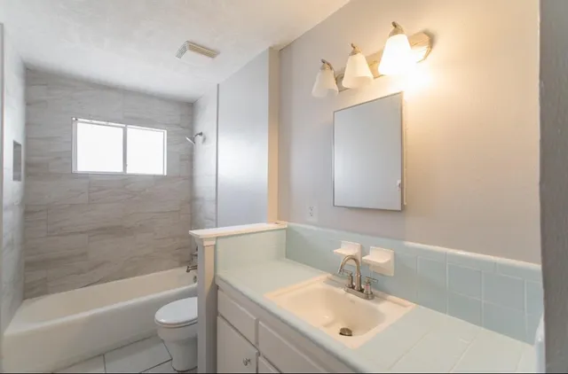 $285,000 | 8503 Braes River Drive, Houston, TX 77074