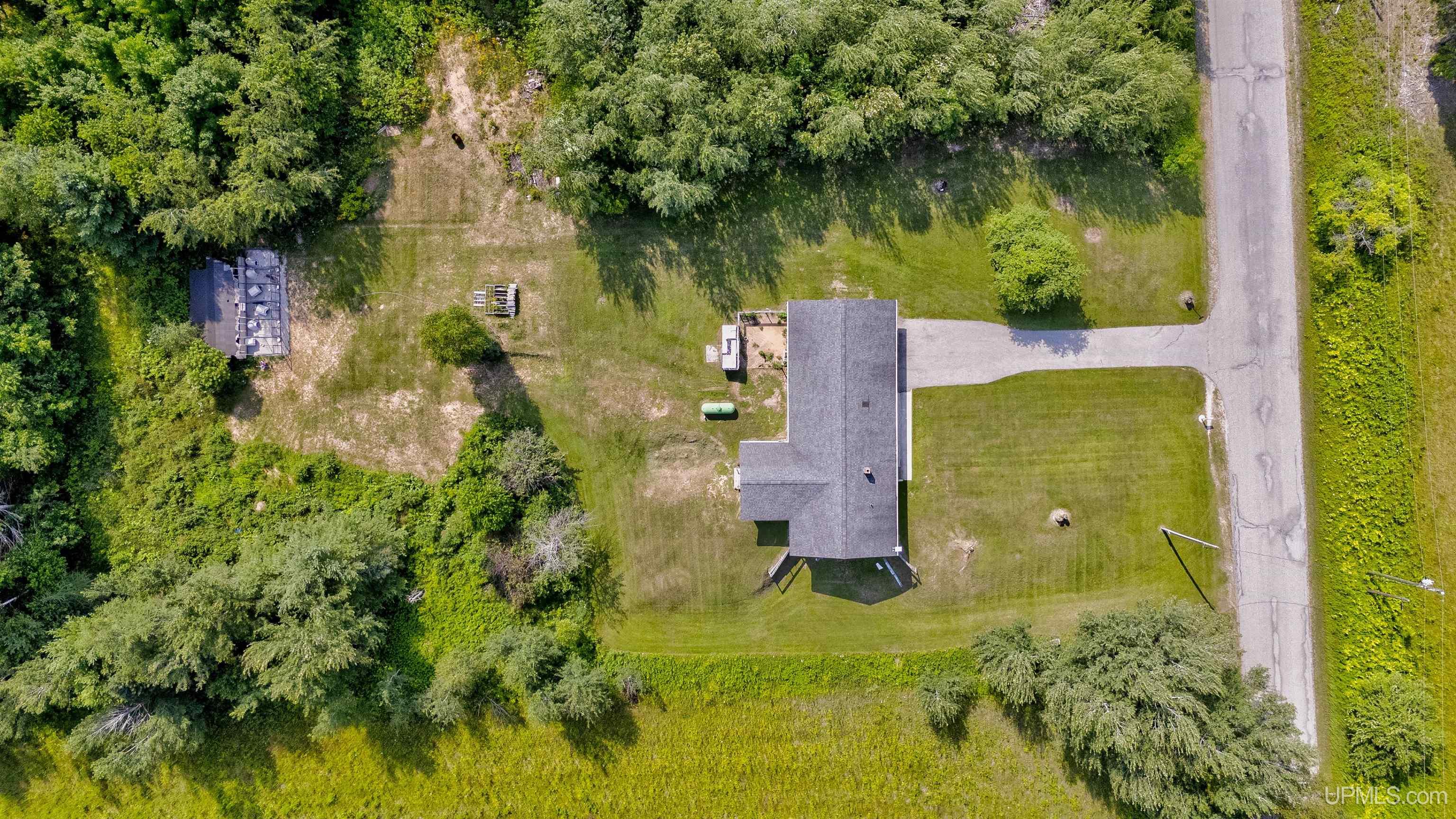 8071 Freeman Road Manistique, MI 49854 - Photo 39 of 43 Gallery Image 39