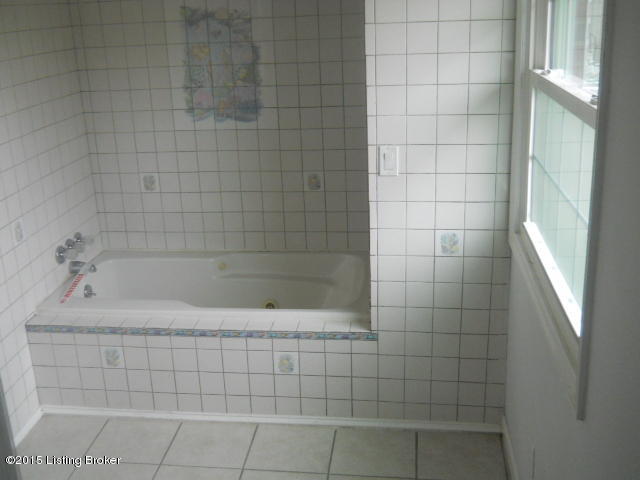 6708 Barfield Road Louisville, KY 40258 - Photo 7 of 9 6708 bath.jpg