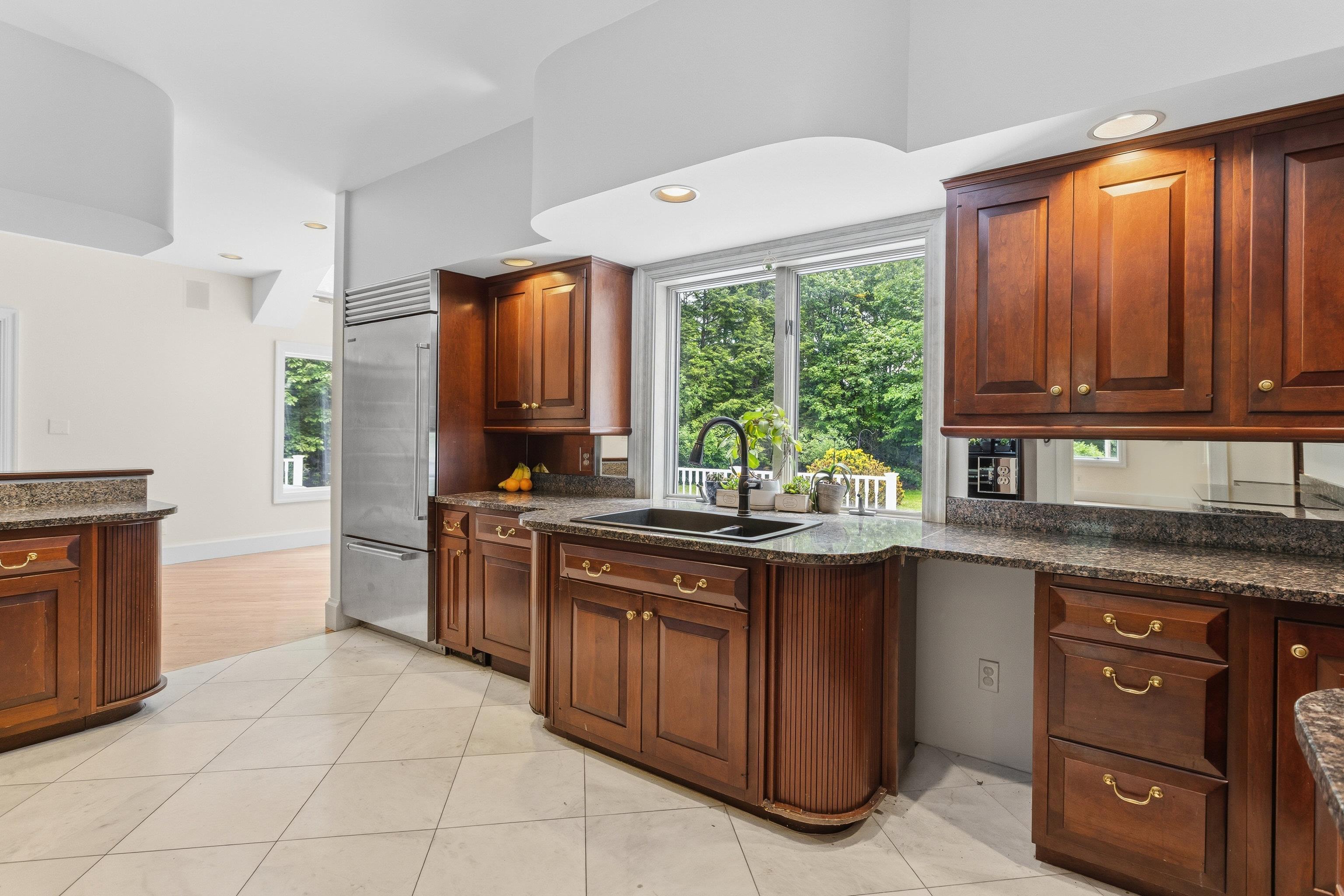 3 Oak Lane Stratham, NH 03885 - Photo 21 of 58