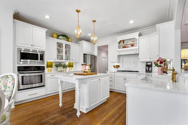 $785,000 | 6305 Blue Aster Trace, Summerfield, NC 27358