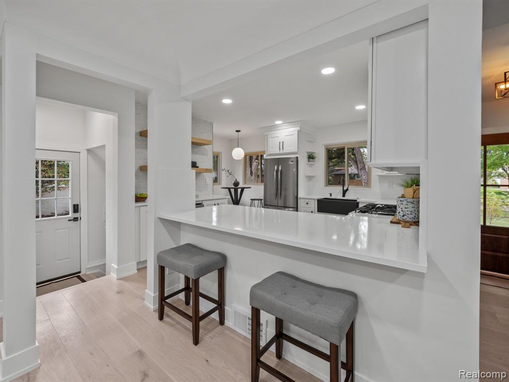 16167 Reedmere Avenue Beverly Hills, MI 48025 - Photo 10 of 27
