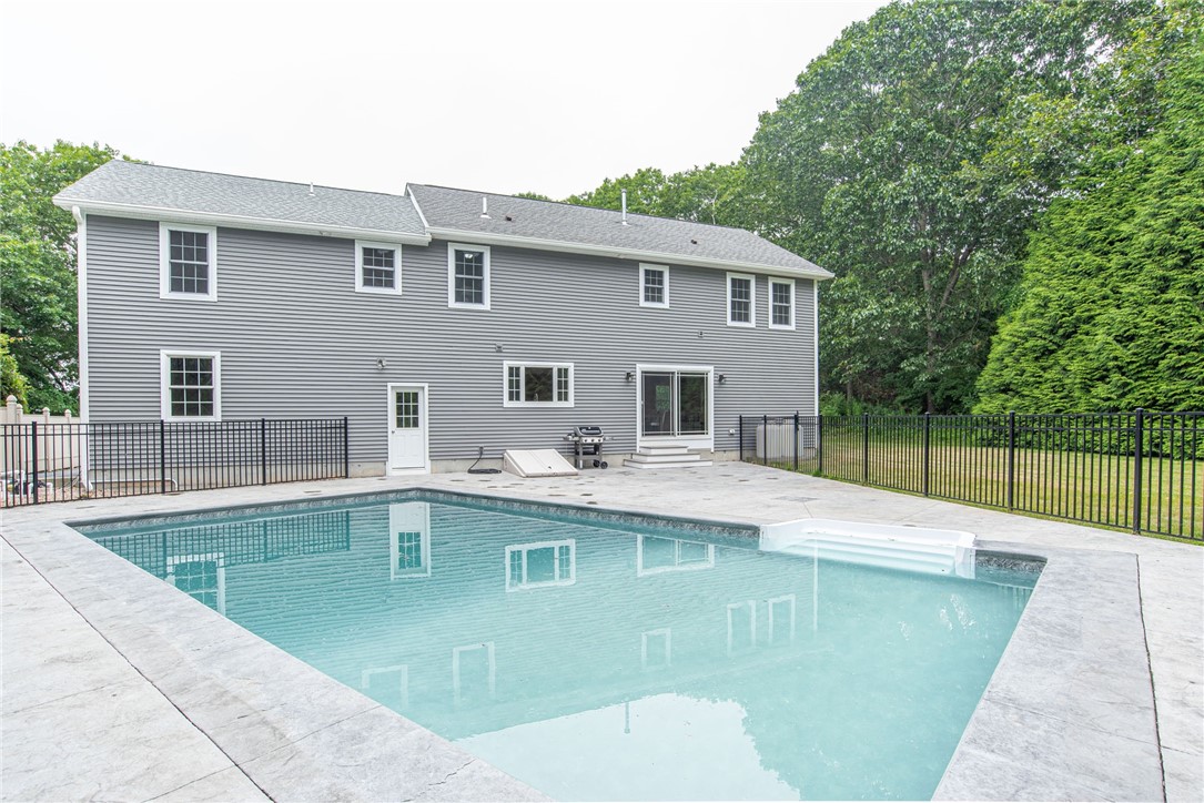 52 Tom Harvey Road Westerly, RI 02891 - Photo 36 of 41 Gallery Image 36