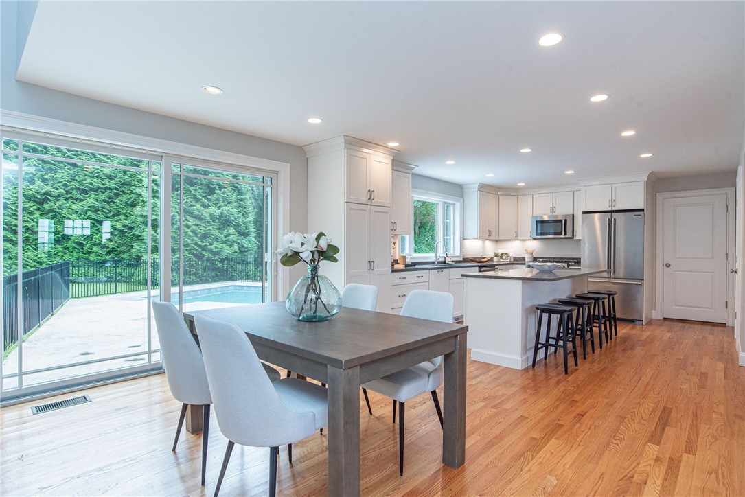 52 Tom Harvey Road Westerly, RI 02891 - Photo 8 of 41 Gallery Image 8