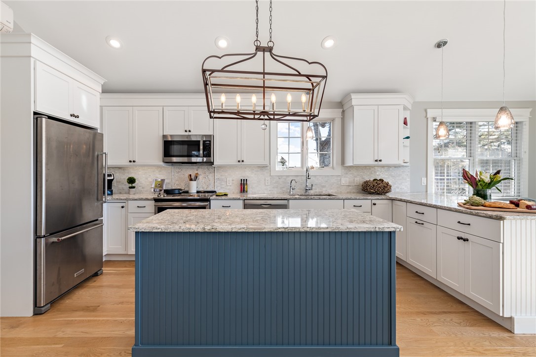 39 Flintstone Road Narragansett, RI 02882 - Photo 5 of 29