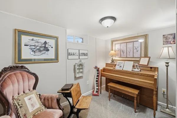 $305,000 | 14 Dorothy Avenue, Chicopee, MA 01020