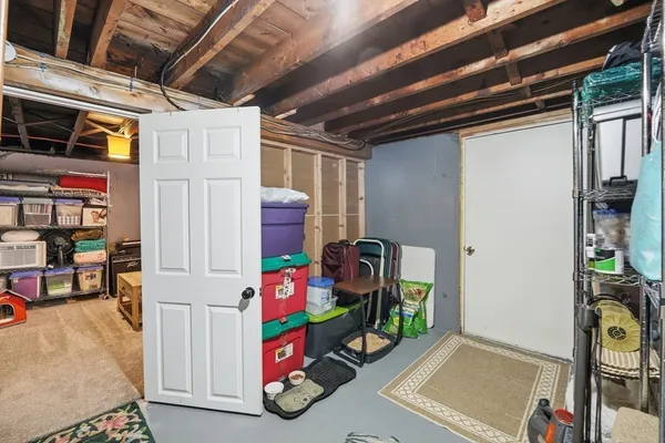 $305,000 | 14 Dorothy Avenue, Chicopee, MA 01020