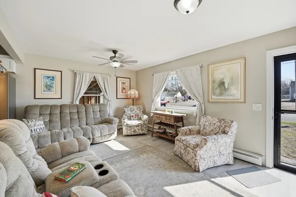 $305,000 | 14 Dorothy Avenue, Chicopee, MA 01020