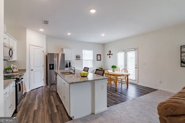 $400,000 | 891 Feldman Chase, Loganville, GA 30052